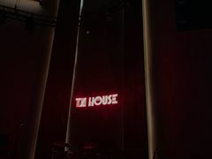 -TZ House音乐现场(来福士中心店)