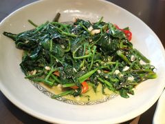 -大头虾越式风味餐厅(光明广场店)