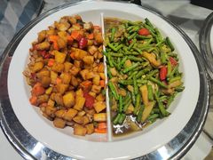 -然一素食餐厅(马利来广场店)