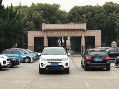 -上海市龙华烈士陵园