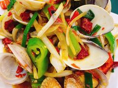 -覃记海鲜美食餐厅