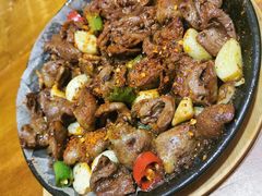 -老东镇啤酒屋海鲜加工·蒸汽海鲜·海鲜烧烤(台东店)