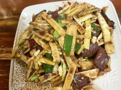 -苗湘食府(十年店)