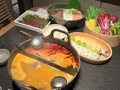 -三出山火锅(南京万象天地店)