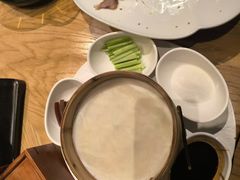 -荷风细雨·中国茶宴(世纪大道店)