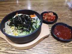 -吴草鸡爪오초닭발韩食堂(融恒盈嘉中心店)