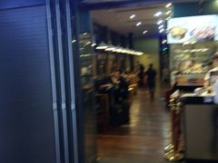 门面-百事佳烧鸭牛腩(上海虹桥站店)