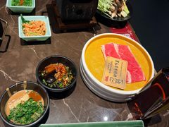 -一绪に和牛寿喜烧(罗湖益田假日店)