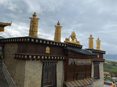 -噶丹松赞林寺