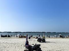 -侨港海滩