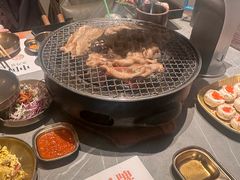 -草家酱蟹炭火烤肉店(珲春南路一店)
