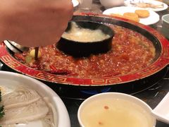 -巴国妹子毛肚火锅(蓝光悦城店)
