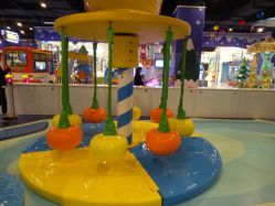 -多奇妙乐园·淘气堡·电玩·抓娃娃(海口吾悦店)