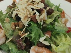 大虾坚果色拉-Entrecôte 法国牛扒馆(保利·时光里店)