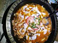 -新记印象酸菜鱼馆(天阳亲子广场店)