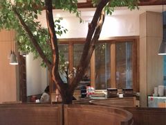 -蜜桃餐厅·伴山(湖滨商业街店)