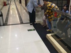 -一家人(南京路店)