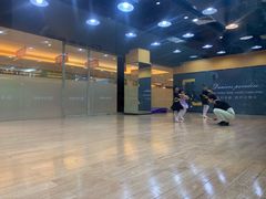 -港龙舞蹈·成人少儿舞蹈培训(深圳湾校区)