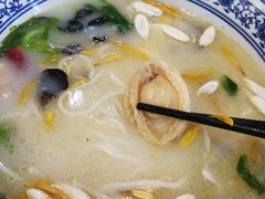 -桥香园过桥米线(国贸店)