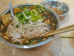 -柳州肥姨妈大骨螺蛳粉(沙河店)