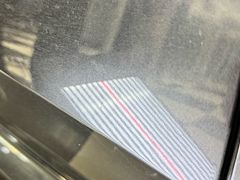 -鲨鱼皮汽车凹陷玻璃修复(静安店)