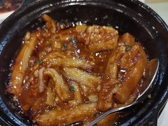 茄子煲-勝記酒家·37年老字号·经典粤菜(荔枝公园店)