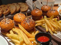 迷你牛肉小汉压-翠贝卡&Mama Kelly Brunch Coffee(河西店)