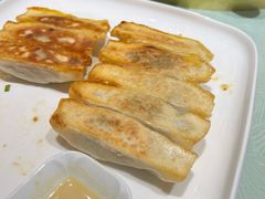 虾爬肉锅贴-连鹭海鲜·新大连菜(星海店)