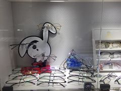 -臻美视爵眼镜·明月·依视路·蔡司折扣店(广渠门店)