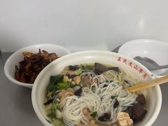 -文山荷鲜居(翠湖店)