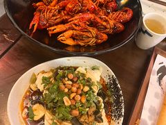 -聚汇三少·龙虾·中餐厅(莫邪路新天地店)