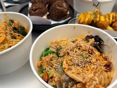 -W COLLECTIVE  DESSERT SHOP
