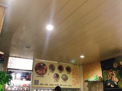 大堂-韦记螺蛳粉(NO2店)