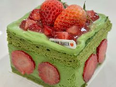 草莓抹茶布蕾蛋糕-DRUNK BAKER (上海漕宝路店)