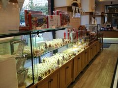 面包甜点陈列柜-味多美蛋糕(古城店)
