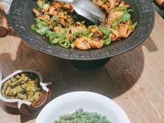 -聚鑫朋酸菜肥肠(文艺路口店)