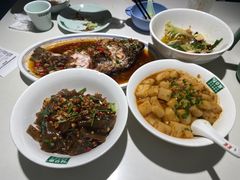 -绿草地·湘菜(7mall店)