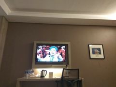 -西安大雁塔科技大学地铁站亚朵酒店