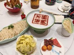 -牛员外鲜切牛肉火锅