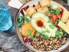藜麦牛油果豆腐色拉-O'mills Sourdough Bakery&Bistro(永嘉路店)