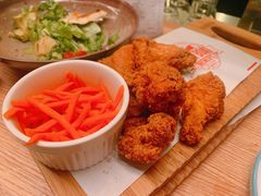 愚公移鸡-悠航SLOWBOAT(三里屯店)
