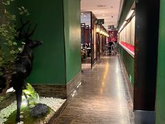 -新白鹿餐厅(银泰西湖文化广场店)