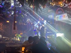 -胡桃里乐队酒馆