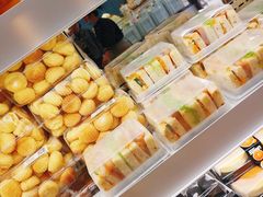 面包甜点陈列柜-阿昌烘焙