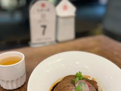 -一楼食业·美食人家