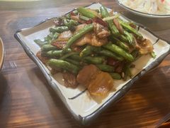 -乡巴佬鼎锅饭