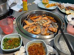 -金滏山·烤肉海鲜火锅自助(襄阳万达店)