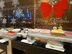 -上海西藏大厦万怡酒店Momo Cafe(徐汇店)