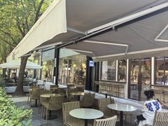 -VERIE BAKEHOUSE
