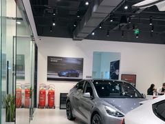-TESLA 特斯拉(北京颐堤港体验店)